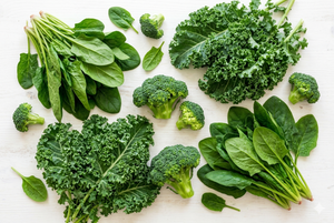 Super Greens Powder 101: What It Is, What It Does, and How to Pick the Right One